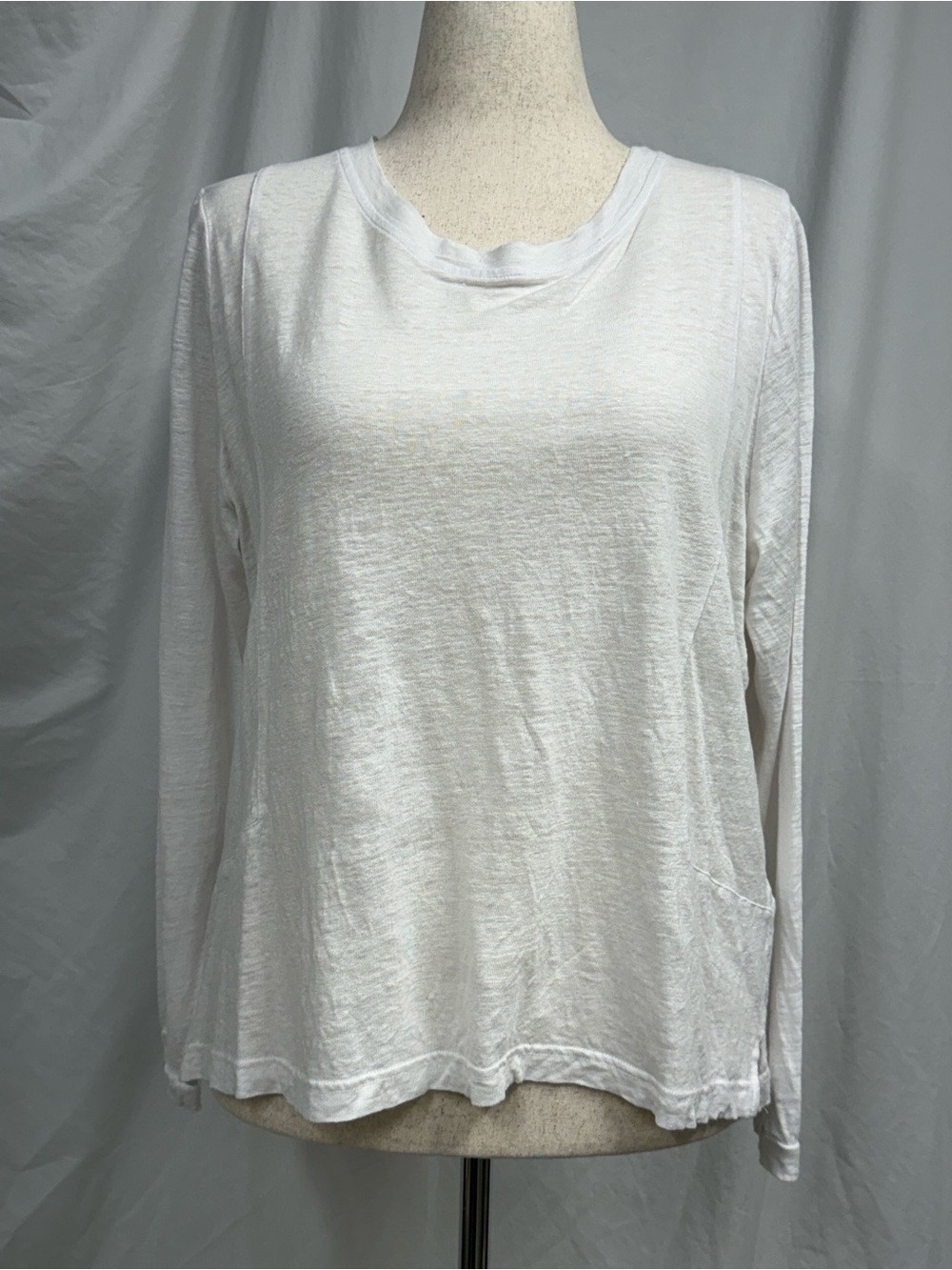 Poetry Fashion Long-Sleeve 100% Linen roll neck Top in White
